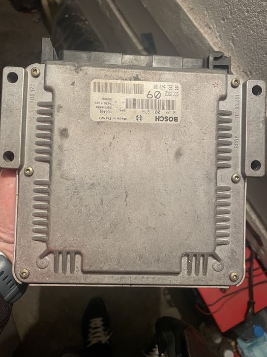 Компютър Bosch Peugeot 2.0 HDI