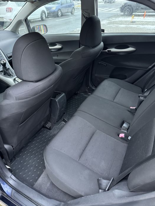 Vand Toyota Auris 2007 1.4 VVT-I