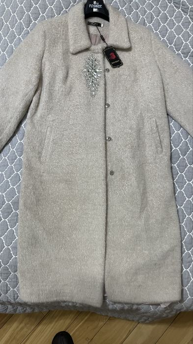 Пальто  женское новое