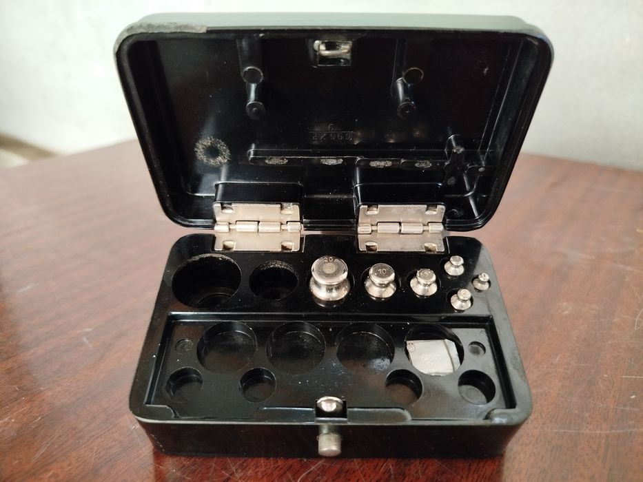 Паллали тарози сотилади