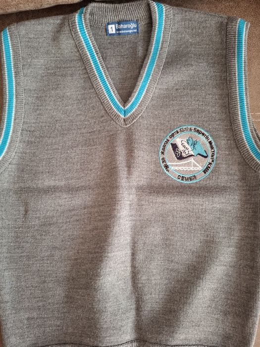 Школьная форма.На мальчика.