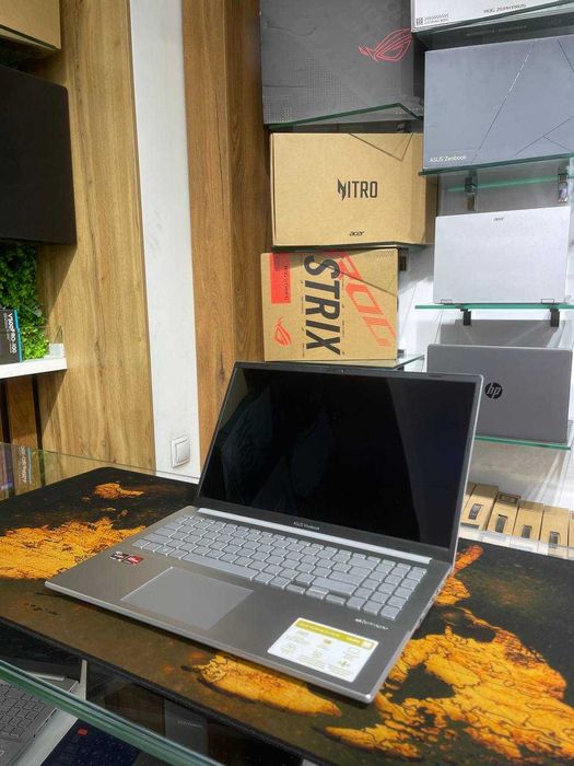 Asus Vivobook Go 15 OLED/AMD RYZEN 5 - 7520U/8/512/15.6" Oled