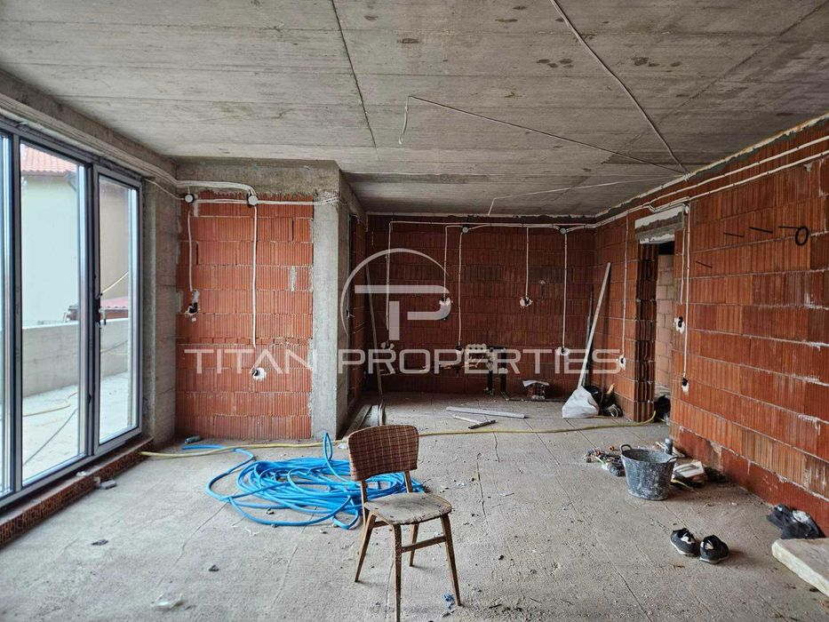 Продава се Тристаен апартамент в Пловдив, Беломорски - 125 кв.м за 1550 €/кв.м - Снимка #4