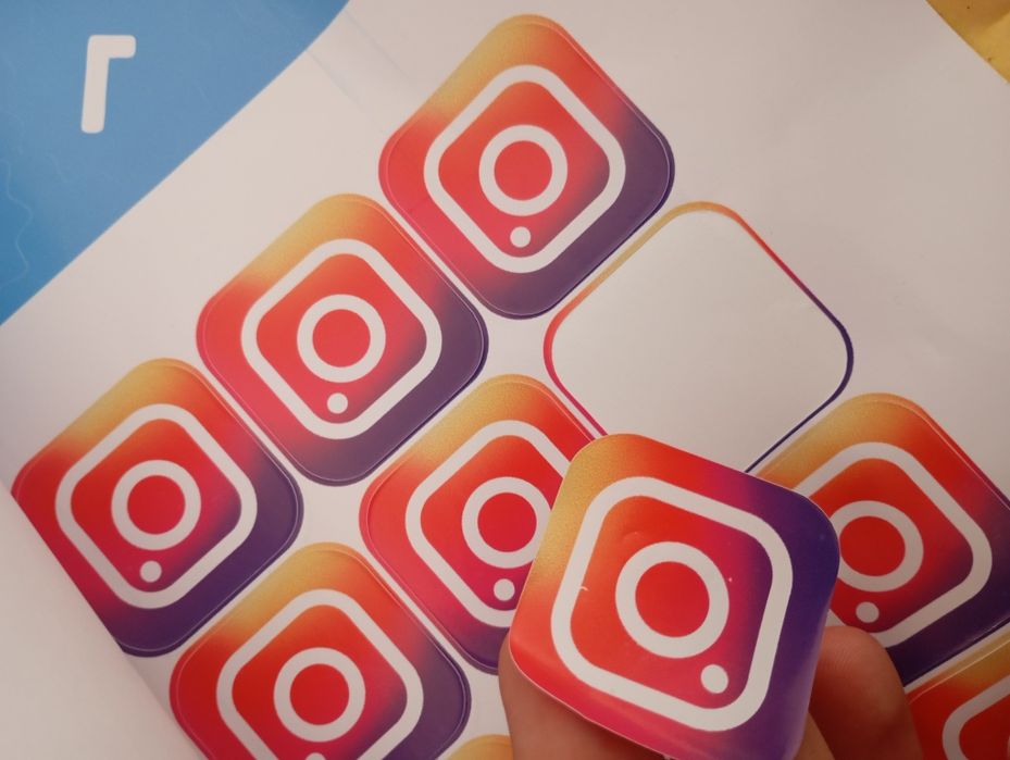 Изготовление самоклеющих стикеров (наклейка)