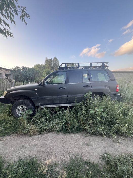 Toyota Land Cruiser 105 GX