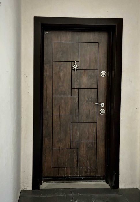 Продава се Тристаен апартамент в Търговище, Вароша - 74 кв.м за 1098 €/кв.м - Снимка #1