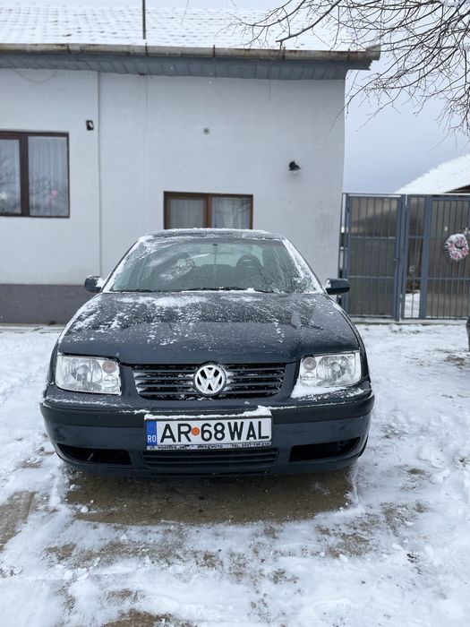 Vand Bora,1.9 ALH ,2001,acte valabile