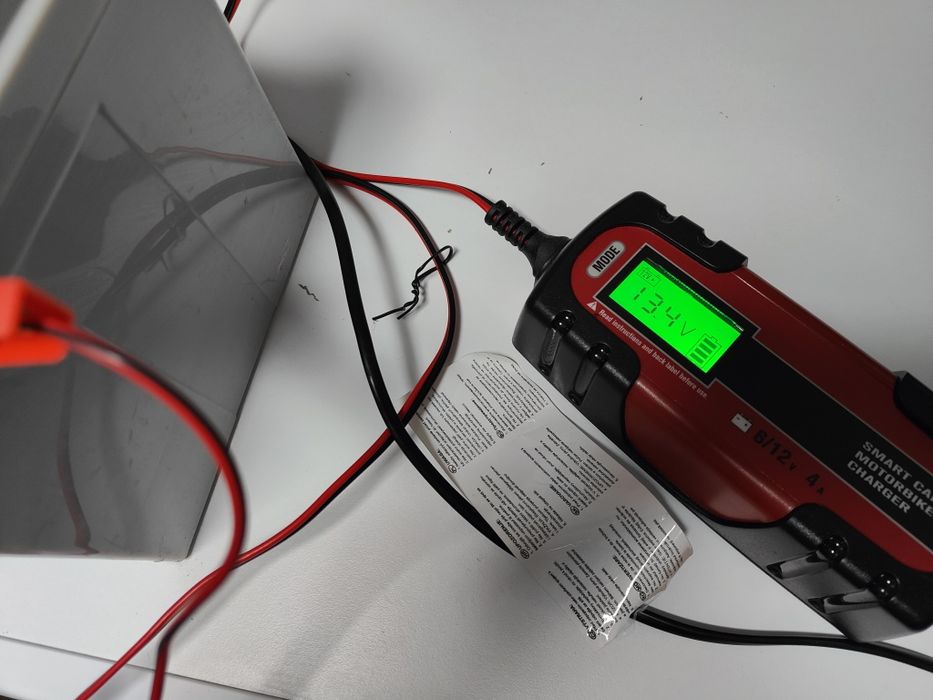 Ups stabilizator Well Sprinten 300W