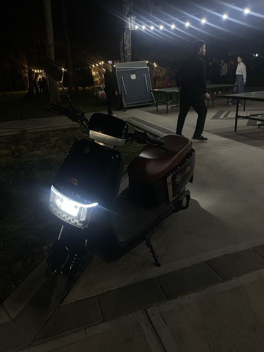 Skutr gelin 800wat 5 ta akum 40,50 km yurad