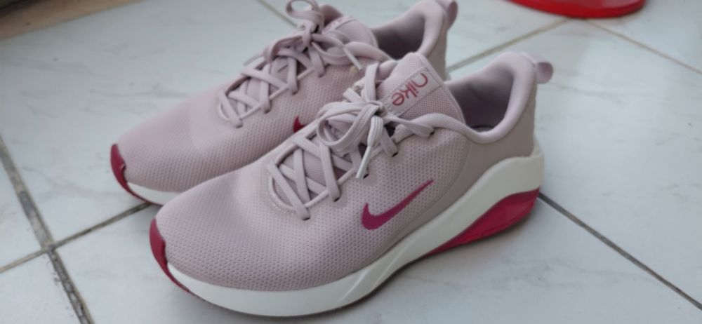 Nike air zoom bella 7
