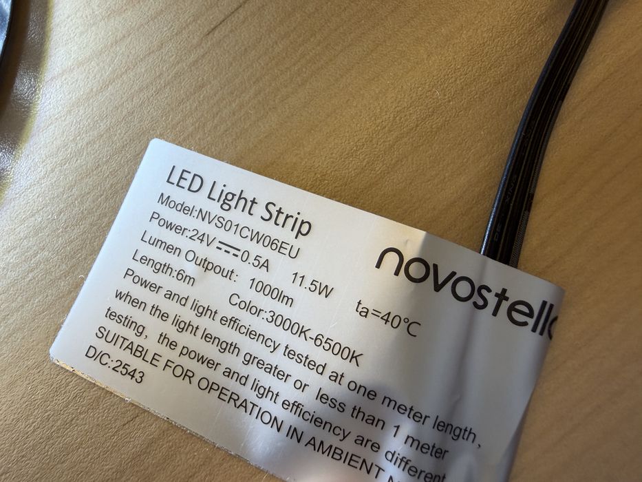 Banda Led 6 metri de calitate Novostella Dimmable, Neutru/Cald/Rece Variabil, 24V cu telecomanda nvs01cw06eu