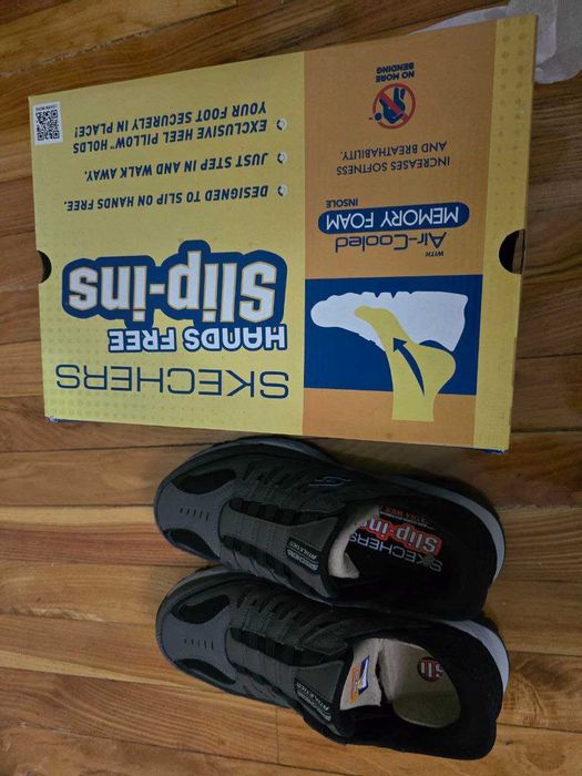 Продаются оригинальные мужские кроссовки, SKECHERS размер 9