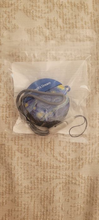 Продавам калъф за слушалки Huawei Freebuds 4/4e.