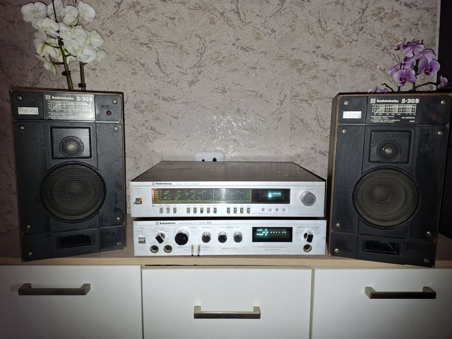 Продам колонки S30B усилитель,тонер.