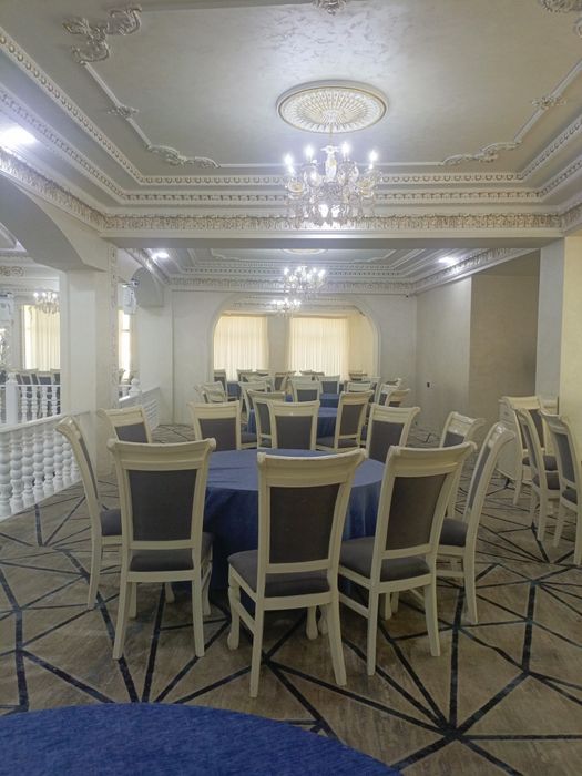 Stol sotiladi yaxshi holatda