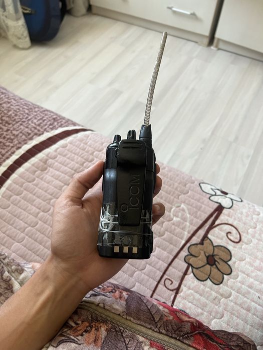 Радио Icom бренд