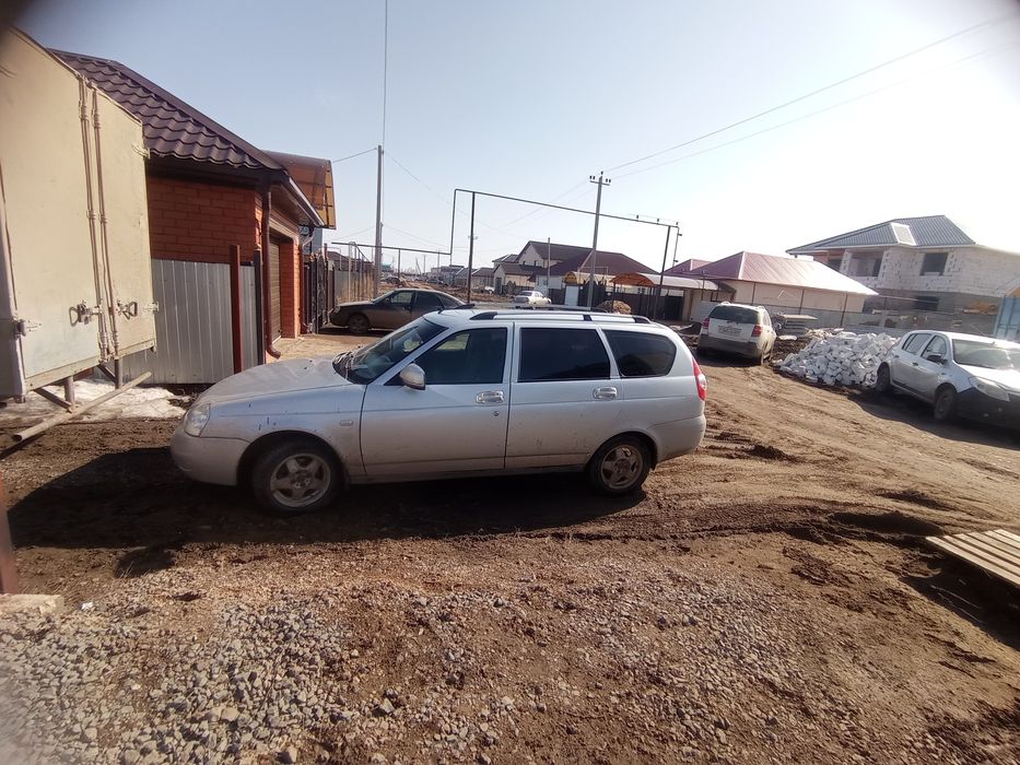 Продам приору люкс