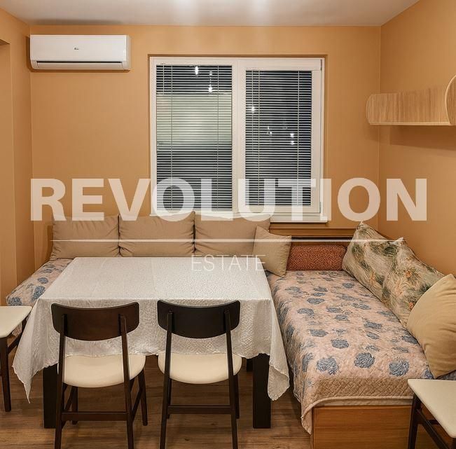 Дава се под наем Двустаен апартамент в Варна, Кайсиева градина - 60 кв.м за 418.71 € - Снимка #1