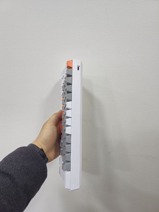 Механическая клавиатура красные свичи