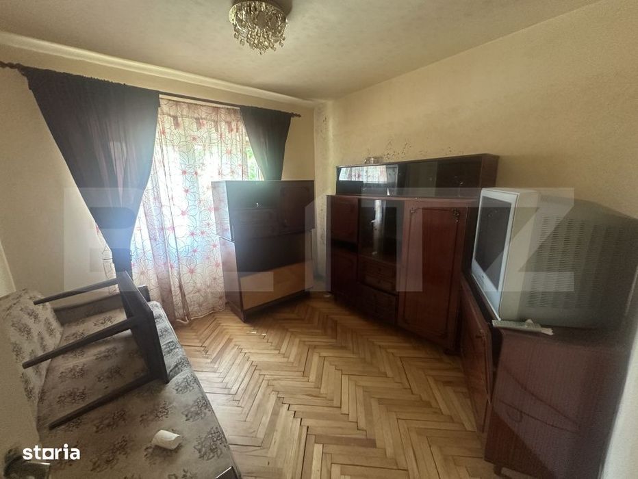Apartament 3 camere, decomandat, 55 mp, zona Micro17 — fotografia 1