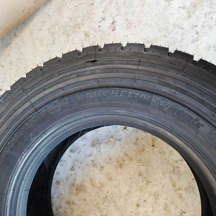 1 Нова гума 235/75R17.5 Michelin Remix XDE2 132/130M M+S France