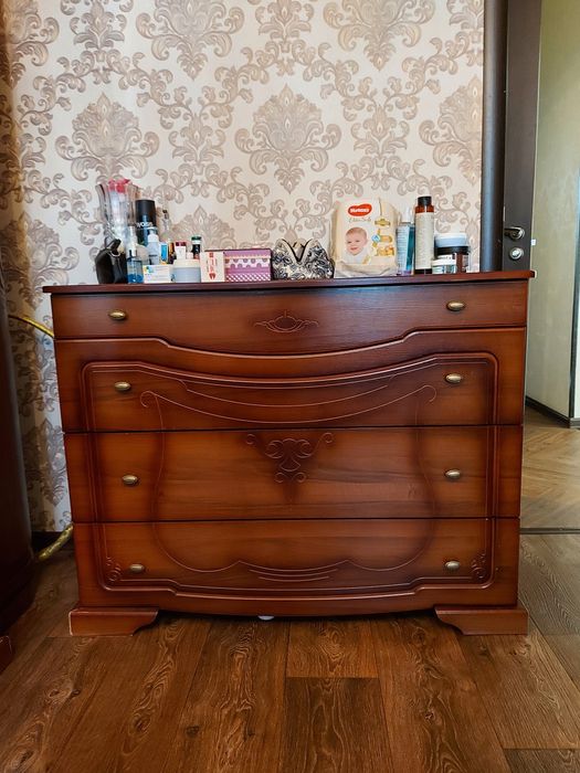 Спальный гарнитур