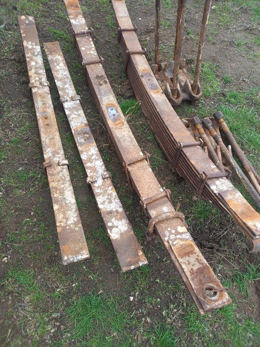 Продам рессоры зил -130