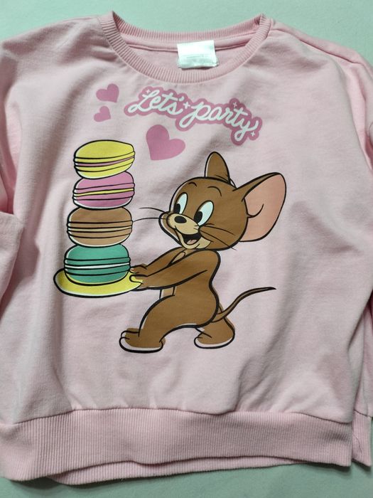 Se dau aceste bluze minunate rămase de noi mici