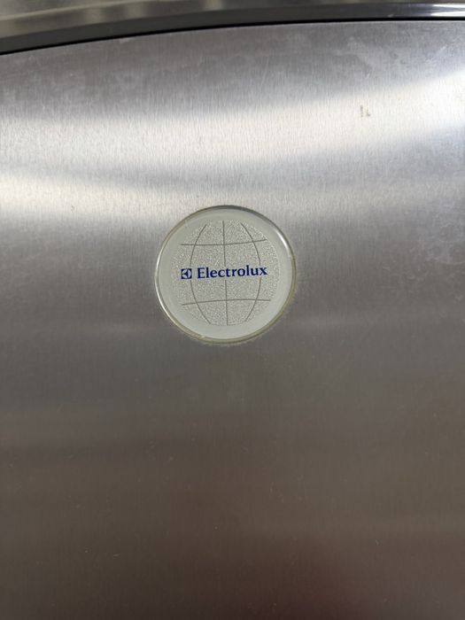 Холодильник Electrolux, двухкамерный