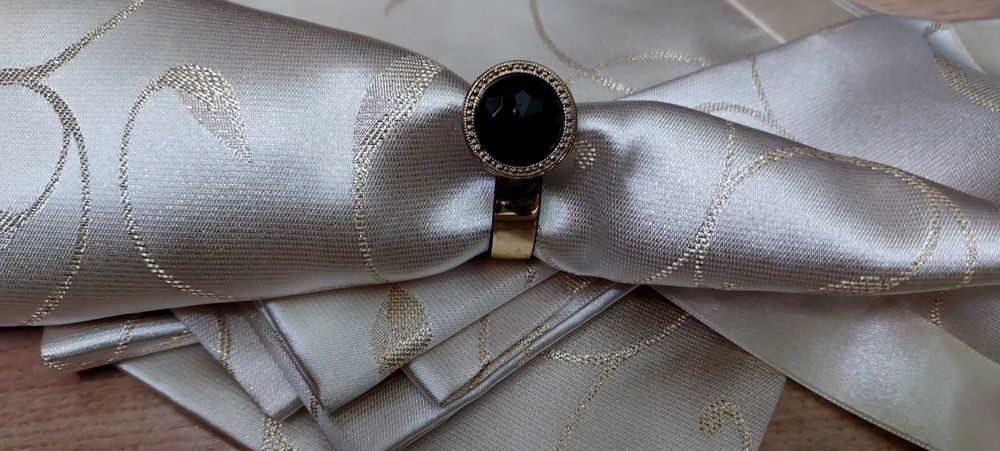 Set 8 servete masă festivă cu inele