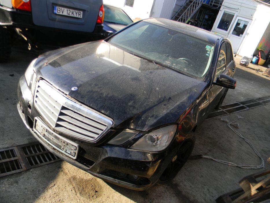 Dezmembrari Mercedes-Benz E-CLASS (W212) (2009-2016) E 200 CDI / Blue