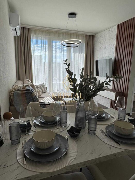 Продава се Двустаен апартамент в к.к. Слънчев бряг - 50 кв.м за 2300 €/кв.м - Снимка #1