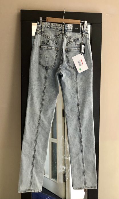 Blugi Dsquared noi cu eticheta