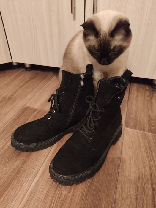 Продам сапоги 40 размер