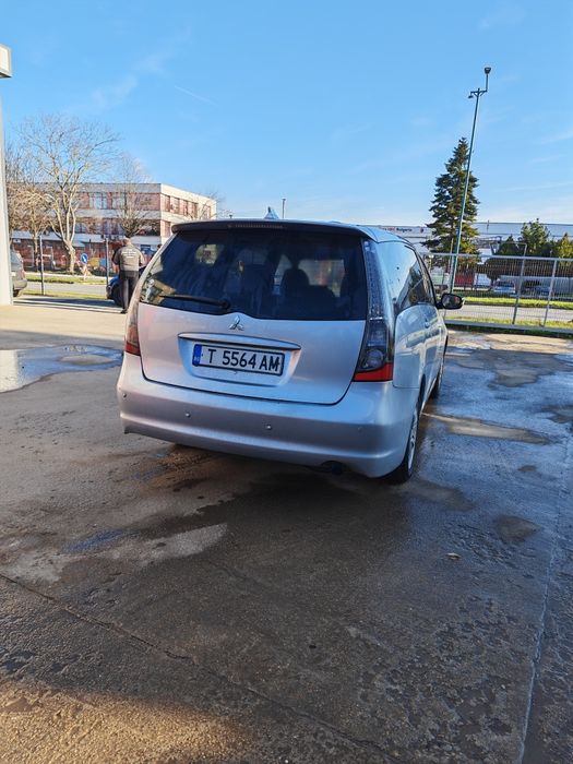 Митсубиши грандис Mitsubishi grandis