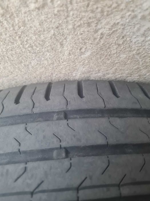 Cauciucuri Cuntinental 215/55 R18 99V, 350 lei/buc