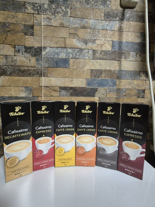 Vând urgent aparat de cafea cu capsule,nou,in cutie!!