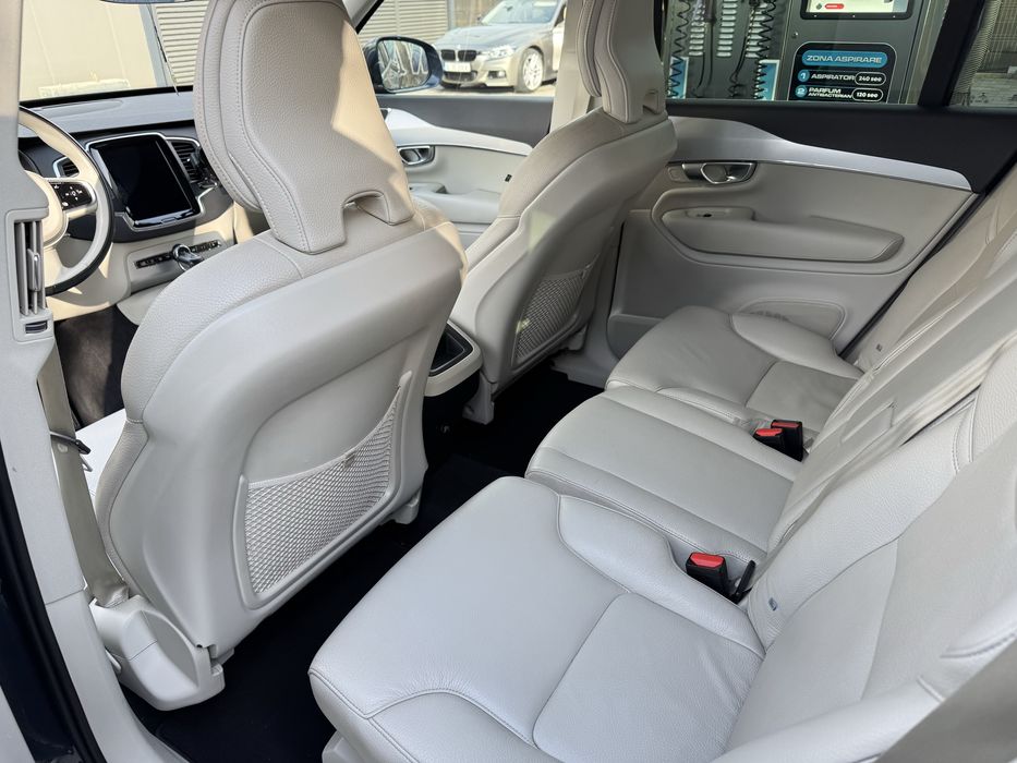 Volvo XC90 2.0D AWD Momentum 2019