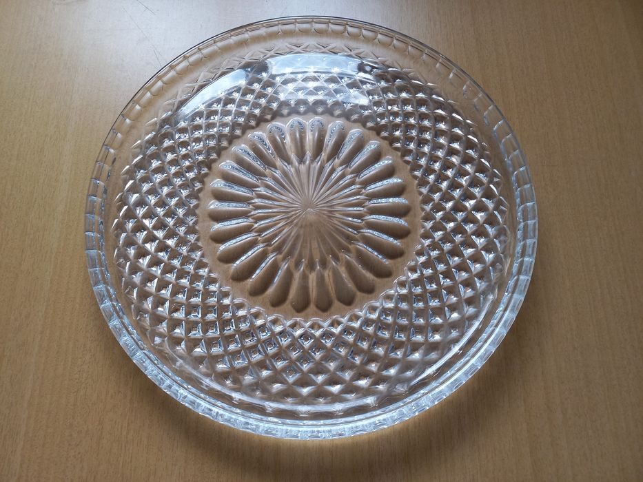 Поднос. СССР. От сервиза. Диаметр 25 сантиметров.