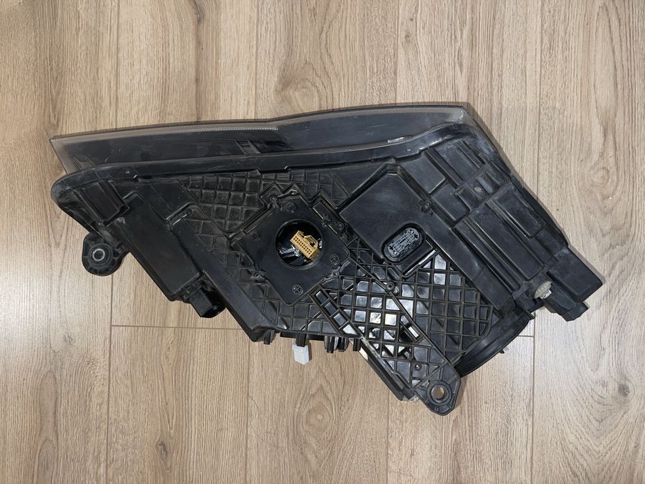 Vand far Skoda Superb 3 bixenon