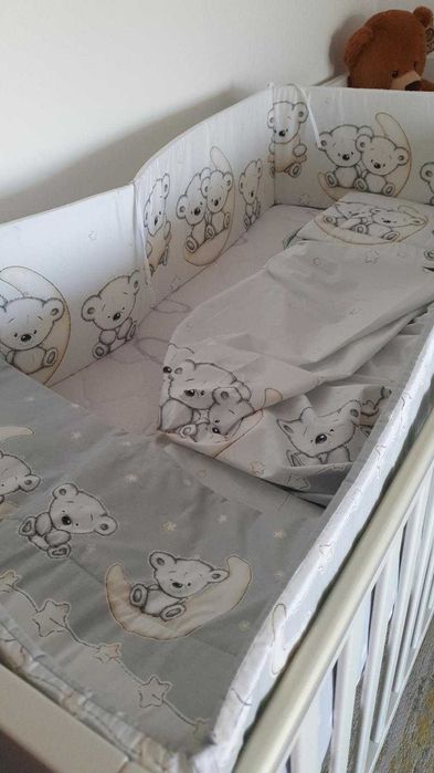 Patut lemn masiv+Saltea Cocos+Lenjerie