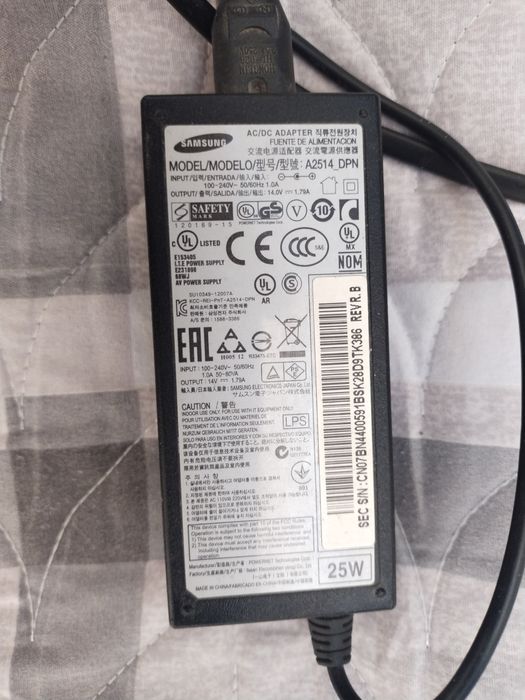 Монитор Samsung s22c300