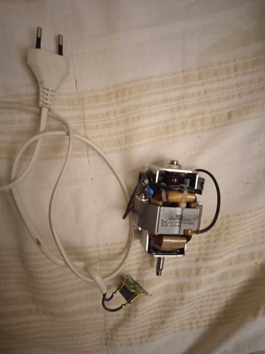 Двигател за кафе машина