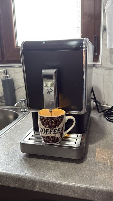 Кафе машина на зърна.           !