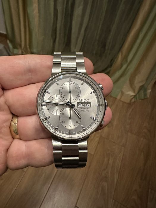 Mido commander 2, valjoux 7750