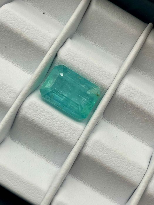 Естествен Смарагд (Изумруд) 6.81 ct с IGI Сертификат