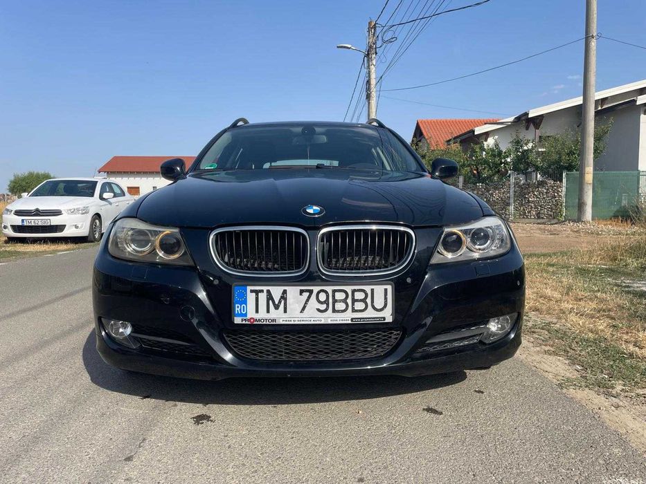 BMW 320 E91 facelift 177 cai xenon navigatie motor N47 EURO 5