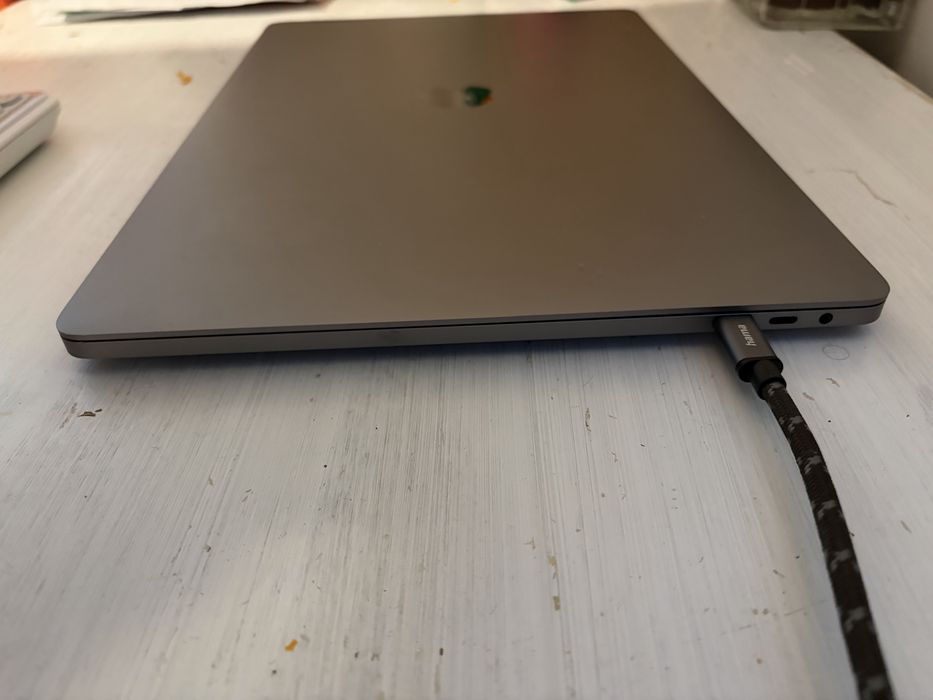 Mackbook pro 16 i9