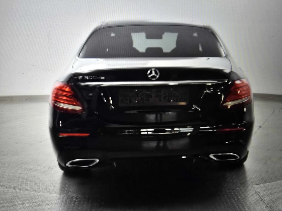 Mercedes-Benz E 300de AMG Line – Plug-in Hybrid Diesel-Electric