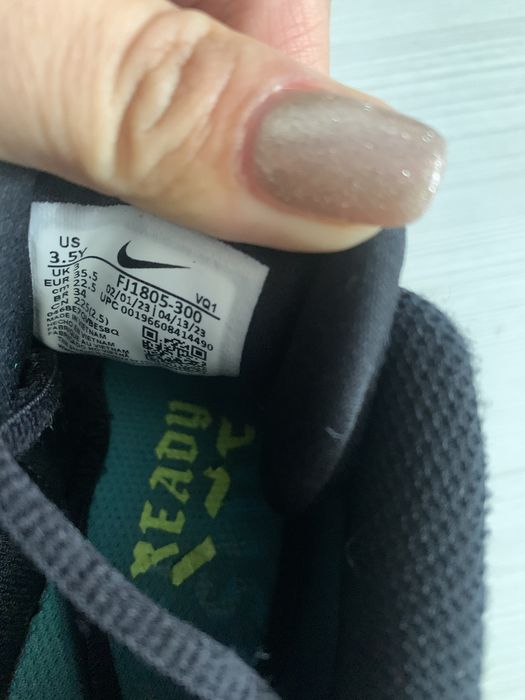 Три чифта Маратонки за 25€ Nike 35,5 и други